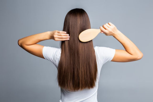 Importance of Scalp Health for Healthy Hair: Tips and Strategies 20/04